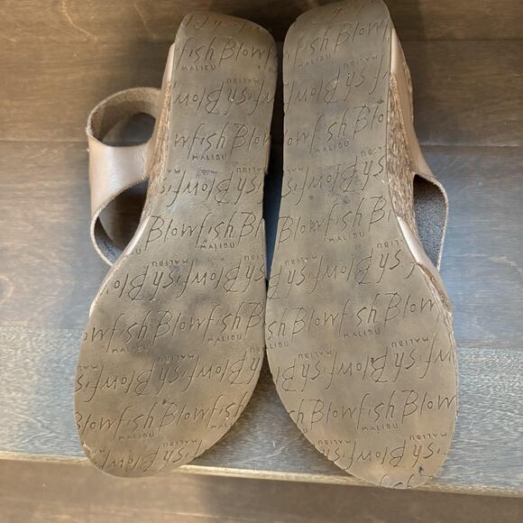 Blowfish Malibu Shoes Womens Size 7.5 Beige Platform Sandals Cork‎ Wedge Flower - Picture 10 of 11